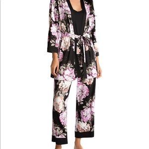 Linea Donatella 3 pc floral print Robe Wrap, Cami and Cropped Pants PAJAMA SET